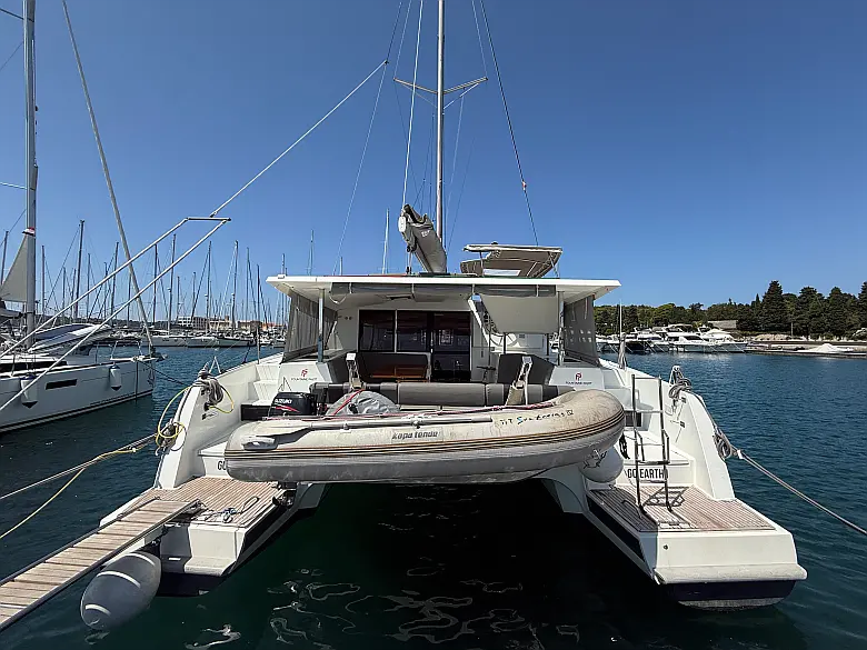 Lucia 40