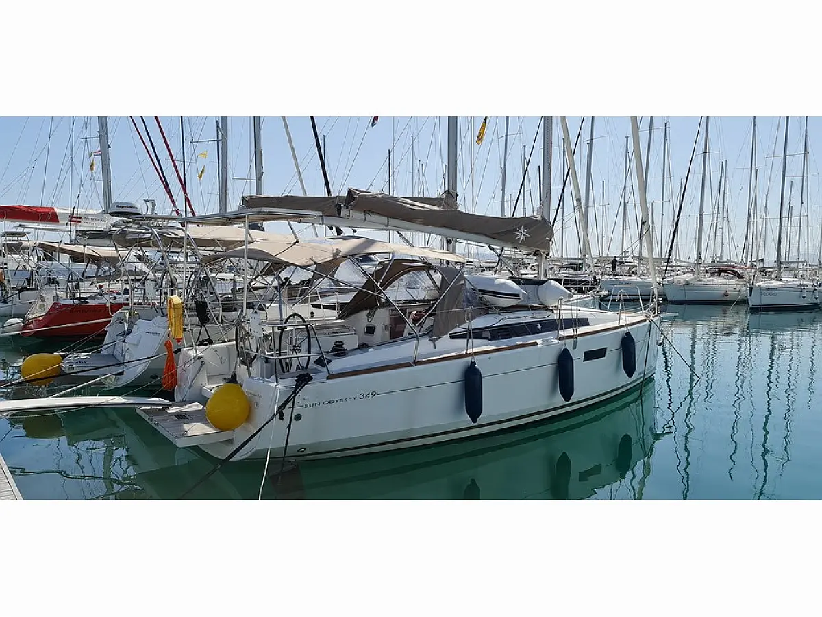 Sun Odyssey 349 - Dorina  - External image