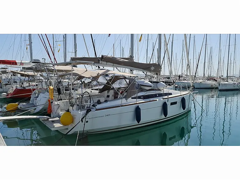 Sun Odyssey 349