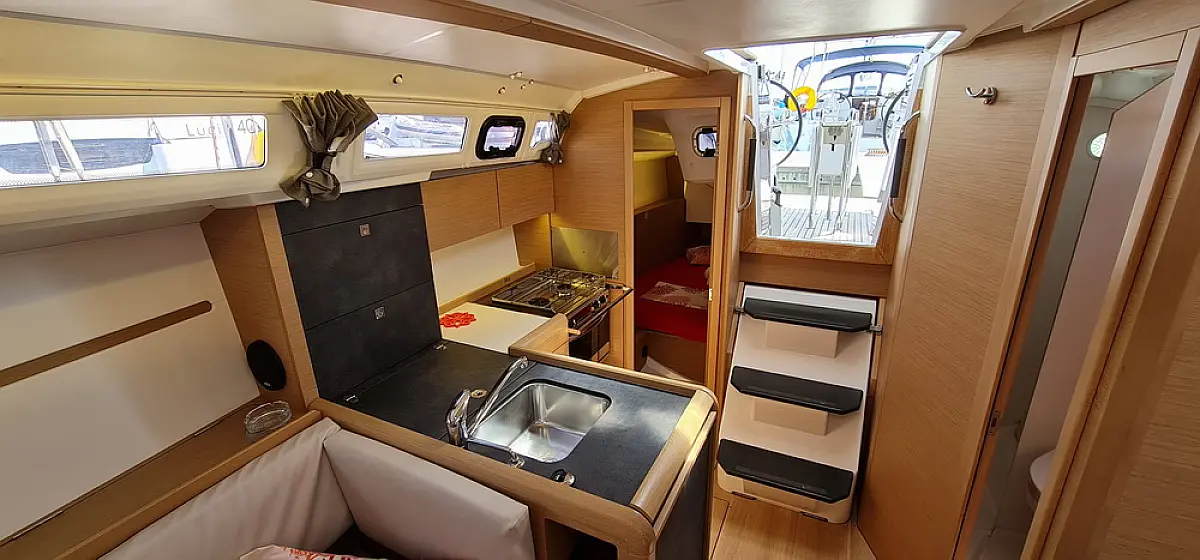 Sun Odyssey 349 - 