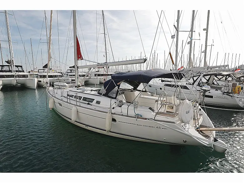 Sun Odyssey 45