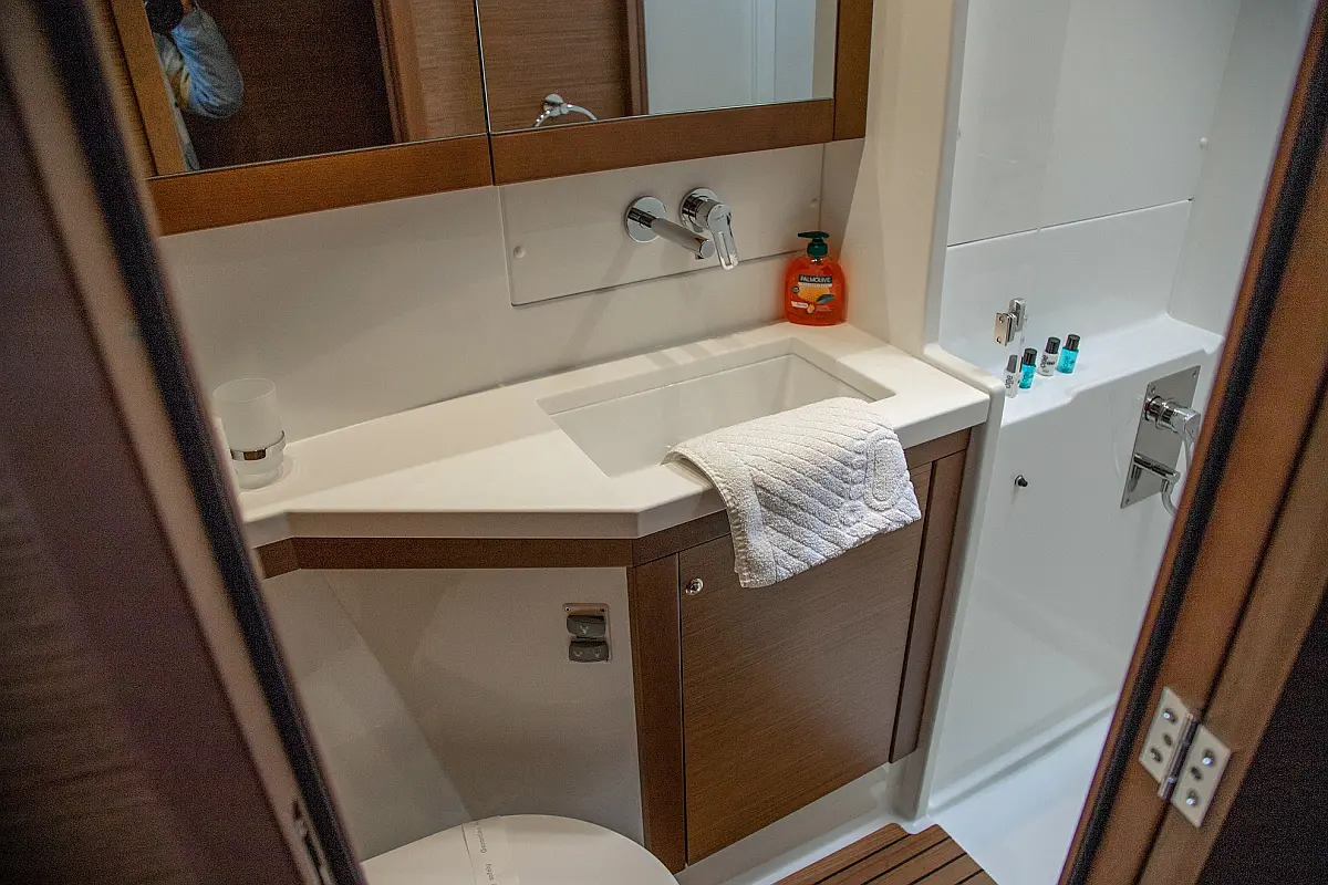 Lagoon 450 F - 