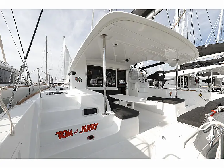 Lagoon 40