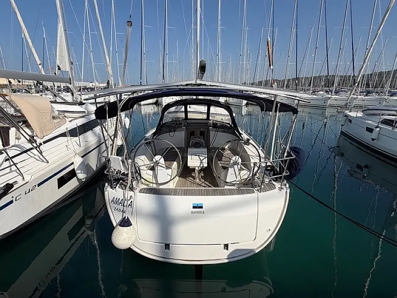 Bavaria Cruiser 37