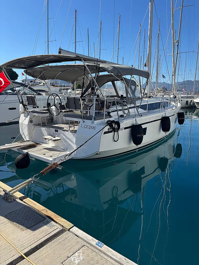 Bavaria C38